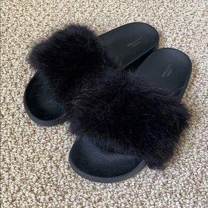 Urban Outfitters Black Fuzzy Slides